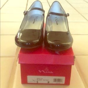 Nina black patent Mary Janes